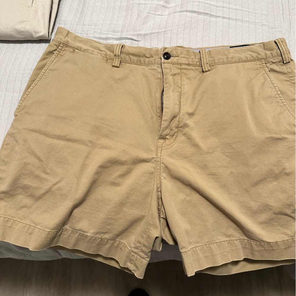 Polo Ralph Lauren Khaki Shorts Size 36 7 in inseam